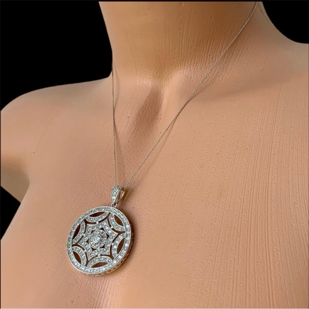 🌸Pendant🌸 925 Sterling Silver Pendant - Picture 2 of 7